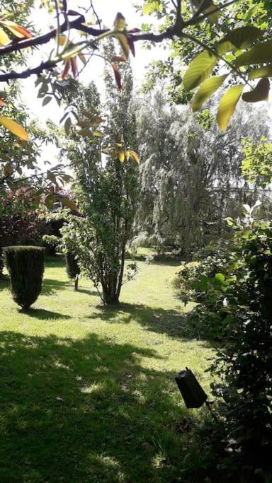 Un Petit Coin De Paradis Clairfontaine Exterior foto